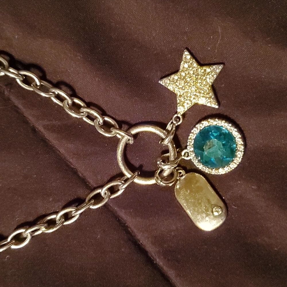 NWOT Silver Necklace